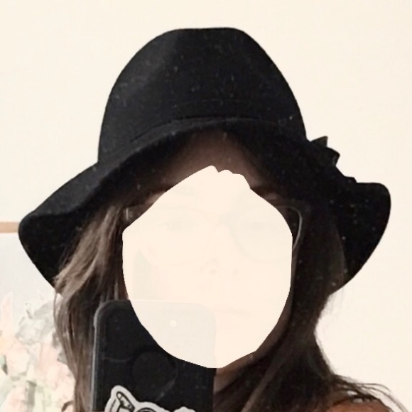 HOLT RENFREW wool hat - Picture 4 of 4